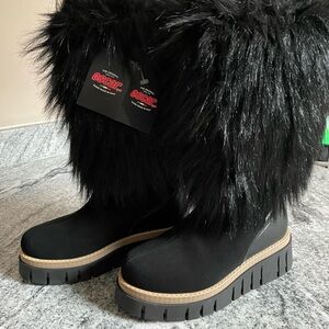 Oscar Sport Angelica Fur Boots-Women's Black Fur Boots